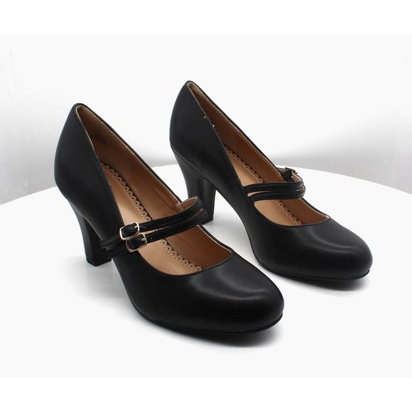 Journee Collection Womens Windy Round 